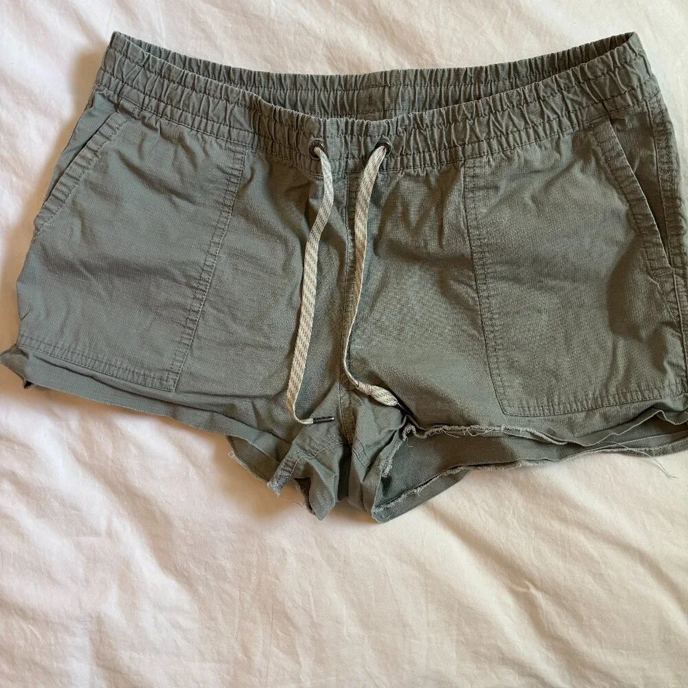 VUORI Vintage Ripstop Olive Drab Short - Picture 1 of 1